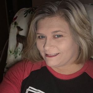 Meet your Posher, Tonya